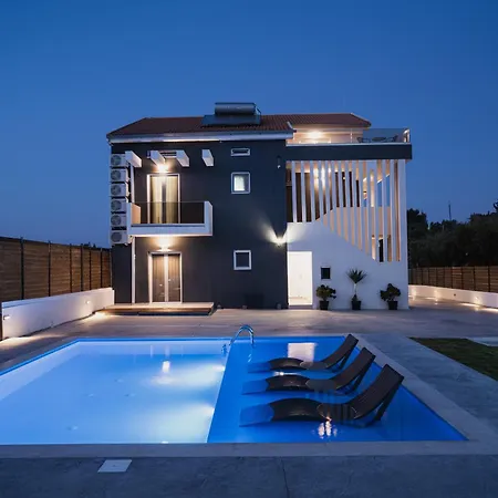 G-ammos 5 Star By Elite Apartamento *